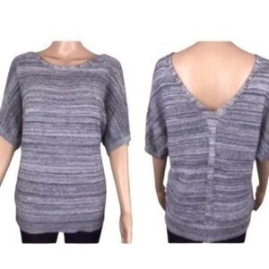 ANN Taylor Loft Gray three-quarter length sleeve shirt top V-back NWT Size Small